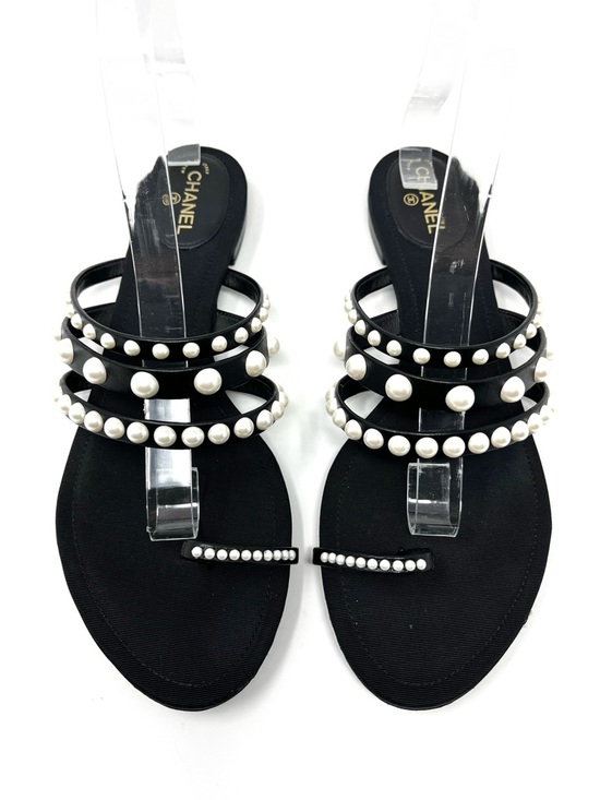 CHANEL Shoes - Chanel CC Logo Black Leather White Pearl Pearls Flat Strappy Sandals Slides 39.5